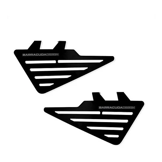 Reso Gratuito Fianchetti Laterali in Alluminio Barracuda Specifici per Yamaha XSR900 / MT-09 (2014-2019)