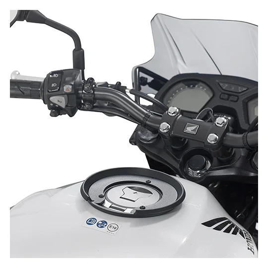 Flangia per Borsa TankLock Kappa BF30K Specifica perper Honda CBR1000R / CB500F / CB650F / CBR650F / CB650R / CB 1100 A Buon Prezzo