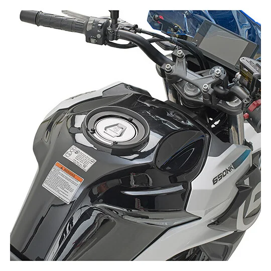 Flangia per borse serbatoio TankLock, TanklockED Givi BF63 Per CFMOTO 300 NK (21 - 23); 650 NK (21 - 24) Di Tendenza