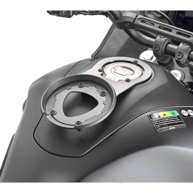 Ordina Subito Flangia per borse serbatoio TankLock, TanklockED Givi BF88 Per YAMAHA Tracer 7 / Tracer 7 GT (20 - 24)