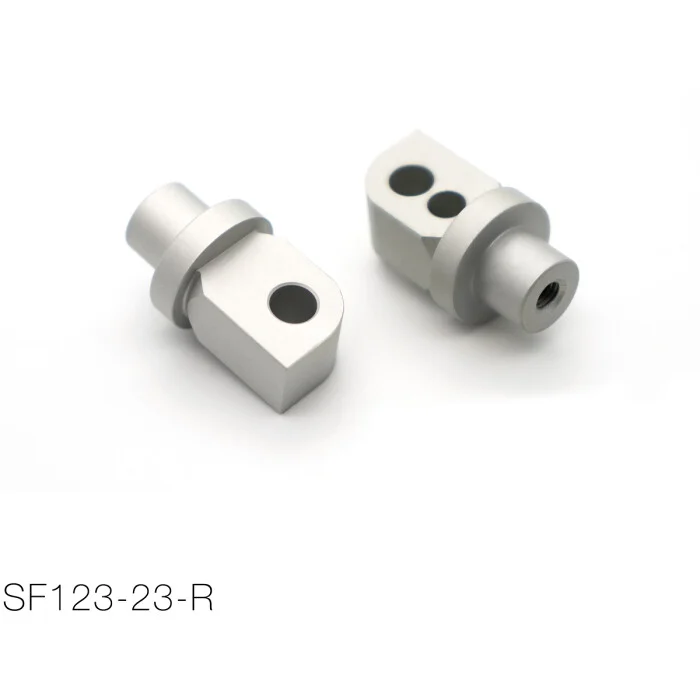 Barracuda Rear Footrest Mounting Kit Specific for Suzuki GSX-8S (2023-) Più Venduto