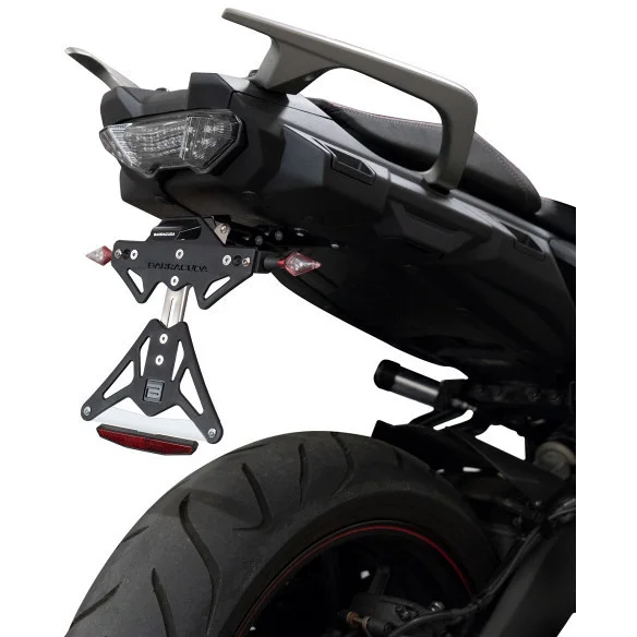 Barracuda Reclining Plate Holder Specific for Yamaha Tracer 900 (2018-2020) Spedizione Espresso