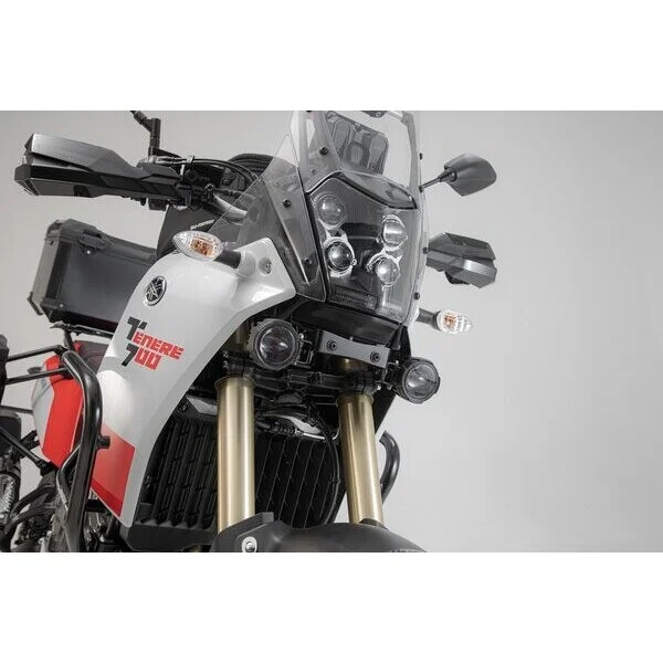 Black Sw-Motech NSW.06.799.10000/B Headlight Mount for Yamaha Tenere 700 Models (19-) Reso Gratuito
