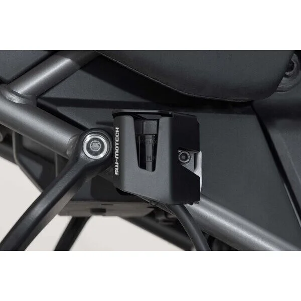 Brake Fluid Reservoir Guard Black Sw-Motech SCT.18.911.10000/B For Harley-Davidson Pan America (21-) Ordina Subito