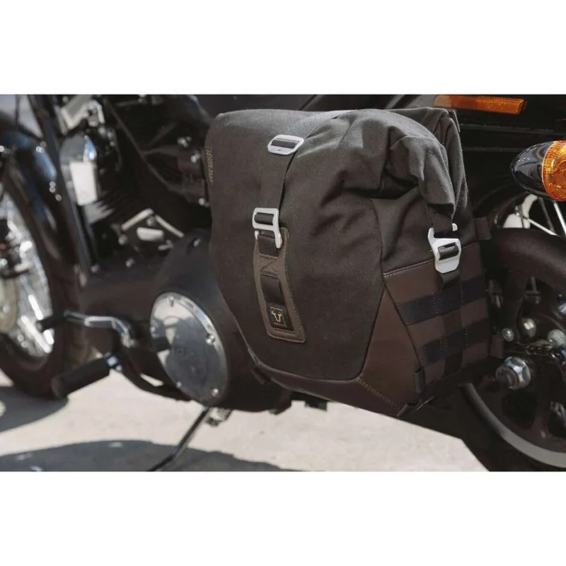 Prezzo Conveniente Complete Set Sw-Motech BC.HTA.18.791.20100 with Legend Gear LC1/LC2 Side Bags + SLC Racks for HARLEY DAVIDSON Models in Description