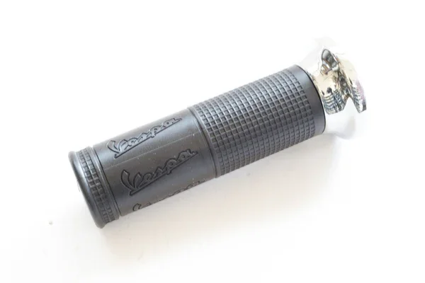Sconto CM083803 - MANOPOLA SINISTRA ORIGINALE VESPA LX 50-125-150