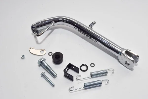 Occasione 4054 - CAVALLETTO LATERALE CROMATO SCARABEO 125-150-200 MOTORE ROTAX