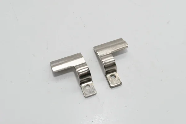 Compra Adesso W8800 - COPPIA PONTICELLO SX E DX REGGICAVALETTO VESPA V30T>V33T/V11T>V15T