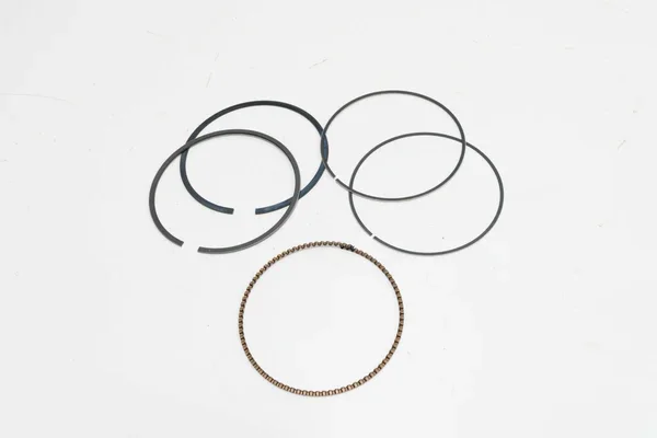 Spedizione Gratuita 00113023 - SERIE SEGMENTI FASCE PER PISTONEORIGINALE KYMCO PEOPLE S 300 / X CITING 300