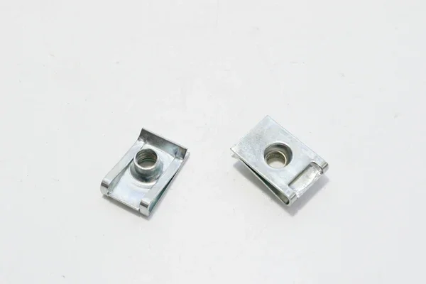 A9526 - KIT PIASTRINE -FA ITALIA- FISSAGGIO 2PZ FILETTO 6MM Promo Stagionale