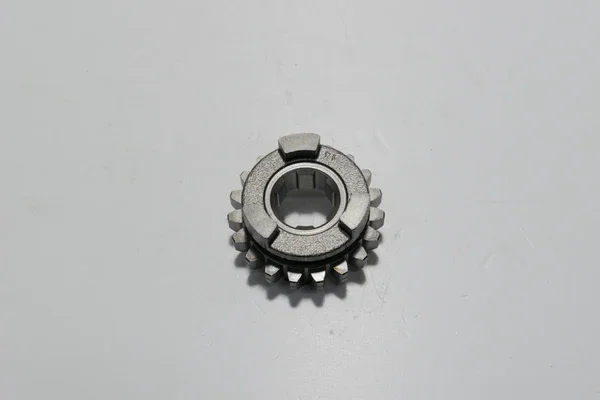 Compra Adesso 24361-43D01-000 - INGRANAGGIO CONDOTTO 6 VELOCITA' SUZUKI