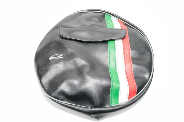 Offerta P9023NR10 - COPRIRUOTA CON BORSA FASCIA TRICOLORE VESPA RUOTA DA 10 NERO