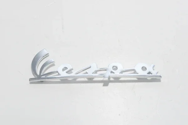 Compra Adesso 0622 - TARGHETTA LUCIDA -FA ITALIA- SIM.141345 VESPA 50
