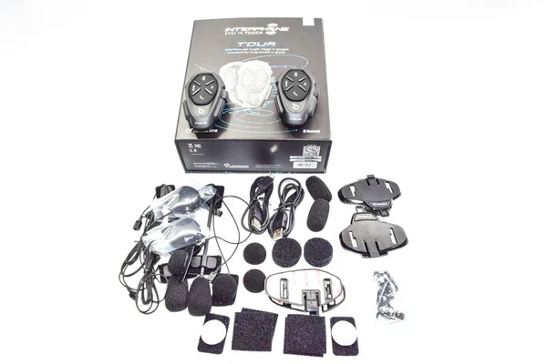 Promozione INTERPHOTOURTP - INTERFONO INTERPHONE CELLULAR LINE TOUR INTERPHOTOUR BLUETOOTH TWIN PER 2 CASCHI