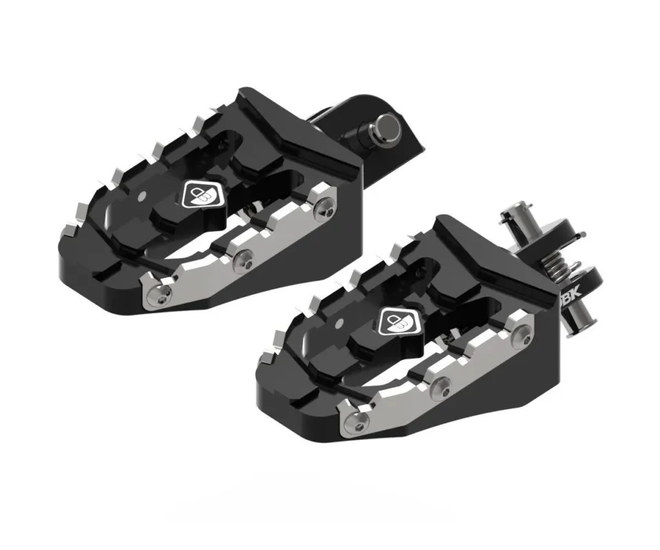 Prezzo Ridotto Kit Pedali Pilota Enduro (perno Ø8mm.) Nero Dbk Per Ducati Multistrada V4Modelli dal 2025 al 2026 PPDV12D