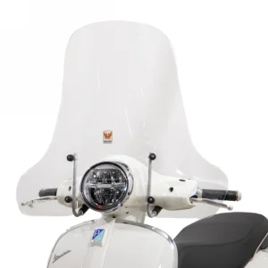 Vendita Finale Parabrezza Isotta Classic 655x796mx3 Trasparente Per Piaggio Vespa Gts 300Modelli dal 2023 al 2026 CLS4133-A/763-N