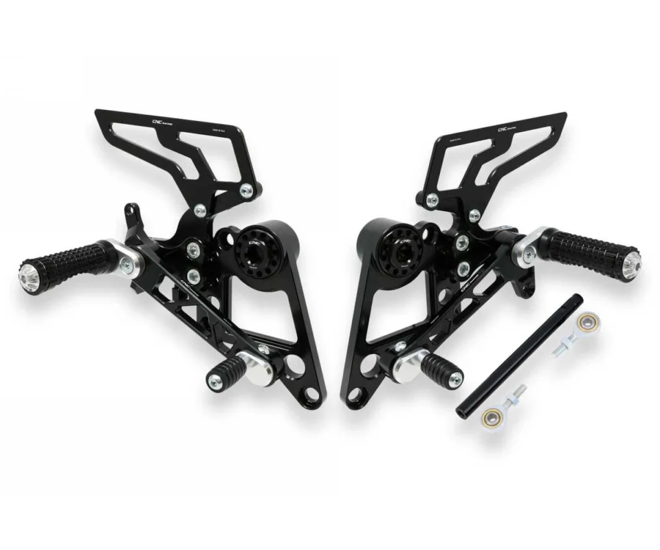 Occasione Pedane Regolabili Cnc Racing Ducati Hypermotard 1100 SModelli dal 2007 al 2009 PE160B
