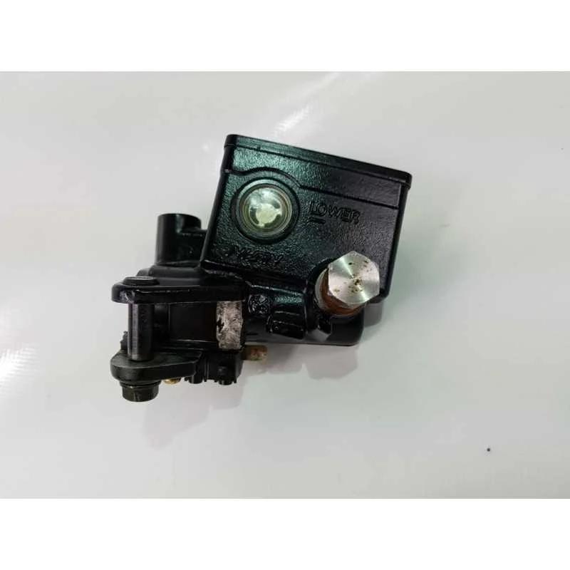 03 06 KAWASAKI Z750 pompa freno Affare