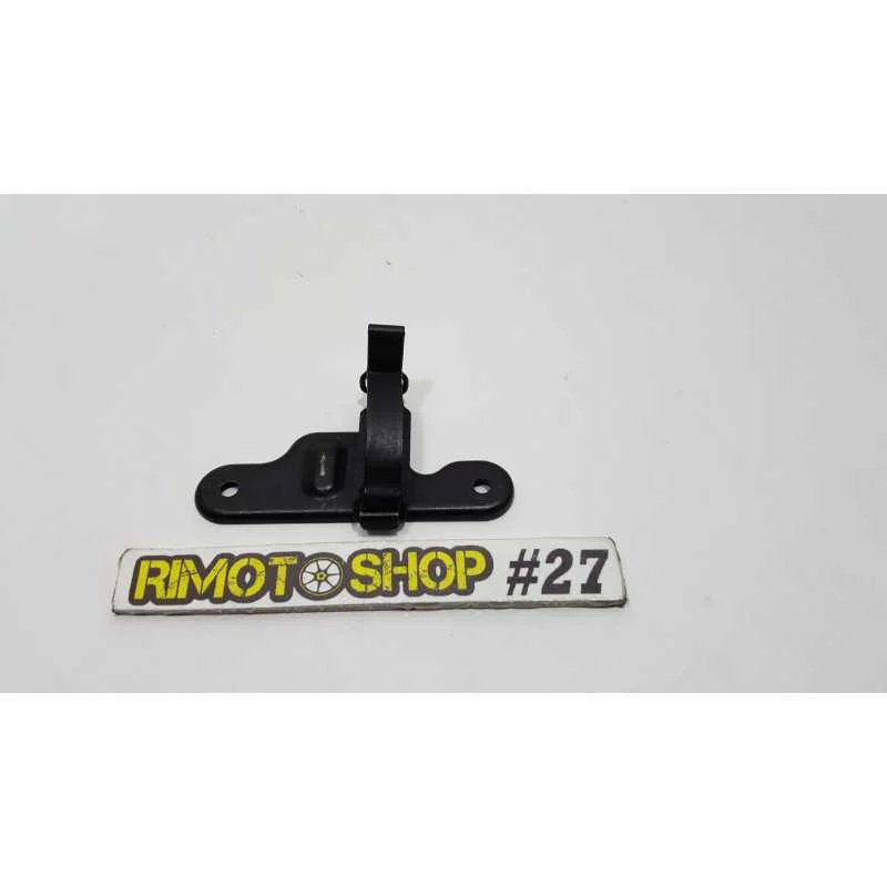 11 16 KTM DUKE 125 supporto Compra Adesso